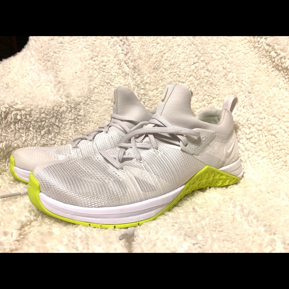 Nike Metcon Flyknit 3- White and Volt